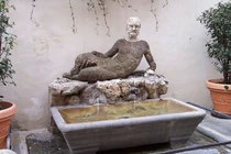 Sự thật gây choáng váng về bức tượng "biết nói" quái nhất hành tinh