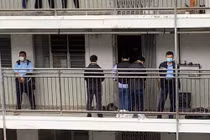 Người phụ nữ 73 tuổi bị buộc tội giết chồng bằng dao chặt thịt