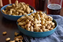 10 tác dụng kỳ diệu của lạc ít người biết