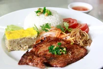 Bí quyết nấu cơm tấm chuẩn vị Sài Gòn, càng ăn càng nghiện