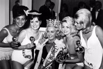 Nhan sắc Hoa hậu thế giới thay đổi như thế nào theo năm tháng?