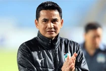 HAGL hưởng 2 quả penalty: Kiatisak chia sẻ đầy bất ngờ 