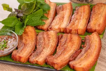 5 loại thịt làm tổn hại collagen khiến phụ nữ già nhanh