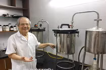 Tiến sỹ Lê Văn Tri: Người “đặt cược” tài sản để kinh doanh bằng khoa học