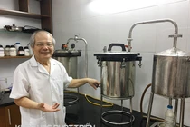 Tiến sỹ Lê Văn Tri: Người “đặt cược” tài sản để kinh doanh bằng khoa học