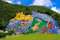 Đẹp mê mẩn những bức tường đá hùng vĩ từ thời tiền sử 