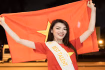 Trân Đài tươi tắn về nước sau cuộc thi HH Chuyển giới Quốc tế