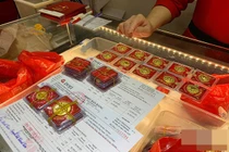 Giá vàng hôm nay 2/1: Tiếp tục tăng mạnh