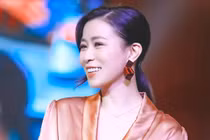 Cuộc sống độc thân ở tuổi 47 của Xa Thi Mạn