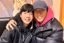 Con trai 15 tuổi của Chân Tử Đan