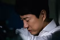 Sụp đổ vì chồng đi cả tuần, lúc về năn nỉ vợ bán nhà