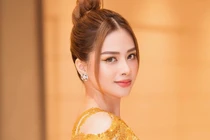 Dương Hoàng Yến đi dạy 10 năm: Muốn bùng cháy, tăng xông