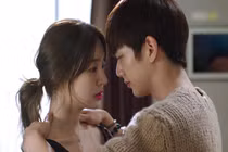 Phát hiện tôi có thai, cả hai bạn trai đều muốn cưới