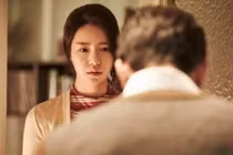 3 năm chia tay, chồng cũ mang thứ này xin tái hôn, tôi khóc