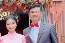 Tiết Cương vừa cưới vợ ở tuổi 49... từng yêu đương thế nào?