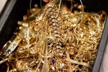 Xây nhà phát hiện kho báu, ai ngờ bị tịch thu vì lý do này