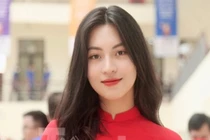 Ngắm nhan sắc cuốn hút của các nữ tình nguyện viên tại SEA Games 31