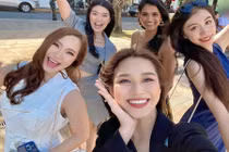 Đỗ Thị Hà nâng hạng nhan sắc ngày hội ngộ dàn đối thủ Miss World 2021