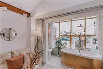 Biến hóa phòng gác mái thành không gian penthouse mini trong 7 ngày