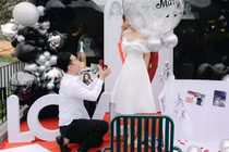 Trai đẹp 'Phố Trong Làng' Anh Tuấn cầu hôn bạn gái