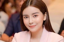  Cao Thái Hà: 'Chưa bao giờ diễn cảnh nóng dễ đến thế'