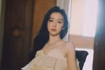 Người đẹp 2002 vào vai Hoàng Dung trong Anh hùng “xạ điêu“