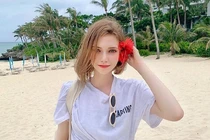 Cô gái Hàn khiến mọi người nhầm tưởng là búp bê vì quá xinh đẹp