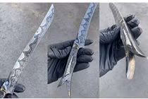 Kinh ngạc kiếm báu được rèn từ thiên thạch “già” bằng tuổi Trái đất