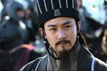 Vì sao có câu: "Tiếng đàn của Gia Cát Lượng bằng chục vạn hùng binh"? 