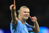 Hơn 2 triệu người đòi cấm Haaland thi đấu vì nghĩ anh là Robot