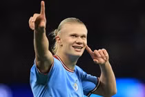 Hơn 2 triệu người đòi cấm Haaland thi đấu vì nghĩ anh là Robot