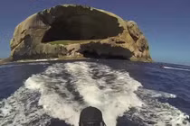 Hòn đảo “Sọ người” ma quái: Du khách không thể ghé thăm