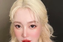 Elly Trần công khai chuyện bị 'vùi dập', tuyên bố tìm luật sư uy tín