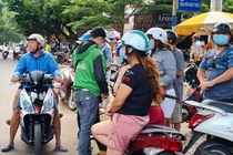 Đang truy bắt nghi can vừa ra tù 3 ngày đã đâm chết người