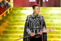 Đàm Vĩnh Hưng làm phim về cuộc đời: Tên tuổi đã đủ “xứng tầm” lên màn bạc?