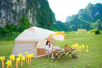 Thung lũng xanh cách Hà Nội 130km, khách tới ăn đặc sản, cắm trại