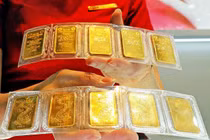 Giá vàng hôm nay 7/11: Tiếp tục “đổ dốc“?