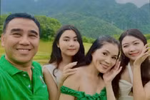 Hôn nhân 2 thập kỉ của MC Quyền Linh và vợ