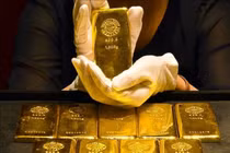 Giá vàng hôm nay 27/10: Bật tăng trở lại?
