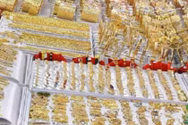 Giá vàng hôm nay 9/8: Quay về mức giá cũ?