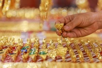 Giá vàng hôm nay 17/8: Quay đầu giảm?