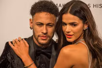 4 cuộc tình nổi tiếng và ồn ào của Neymar