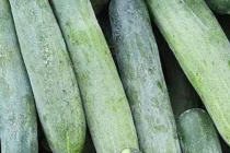 ­Mua dưa chuột cứ nhắm vào điểm này, khỏi lo dưa tẩm hóa chất