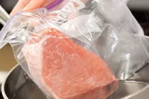 Rã đông thực phẩm ngày Tết nhớ 3 phương pháp chuẩn bài