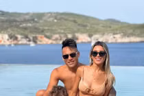 Vẻ đẹp nóng bỏng của bạn gái Lautaro Martínez