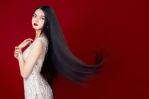 Nữ sinh 19 tuổi có mái tóc dài nhất Hoa hậu Việt Nam 2022