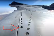 Choáng: Tiêm kích Su-57 Nga bắt ốc vít bốn cạnh dọc cánh