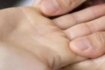 Người có 3 loại chỉ tay này, đều sinh ra phú quý