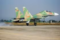 Báo Nga gọi tiêm kích Su-30 của Việt Nam là “Vua Bầu Trời“
