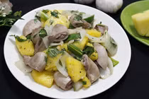 Lòng non xào dứa thơm ngon, lạ miệng cho bữa cơm tối